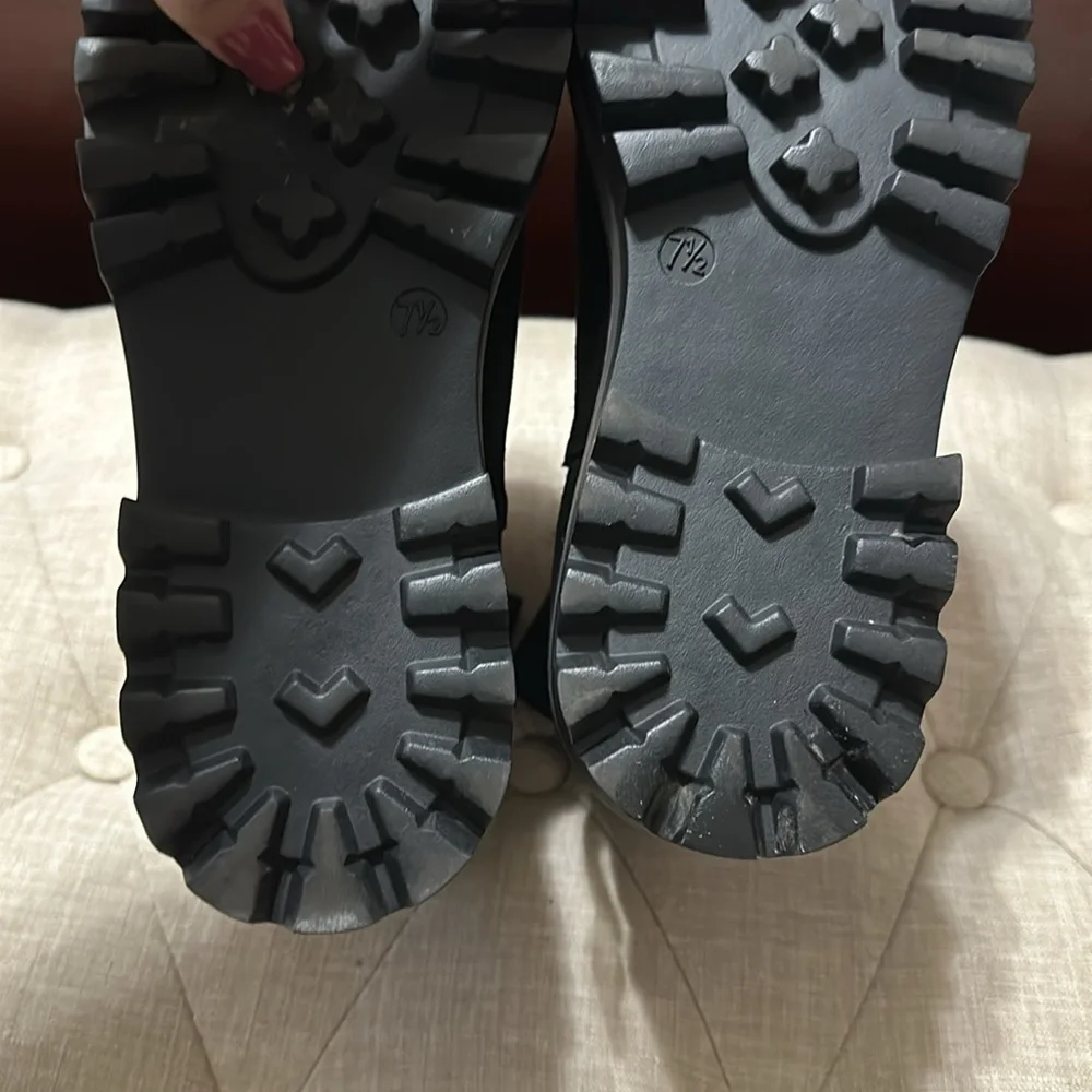 Booties - Picture 8 of 9